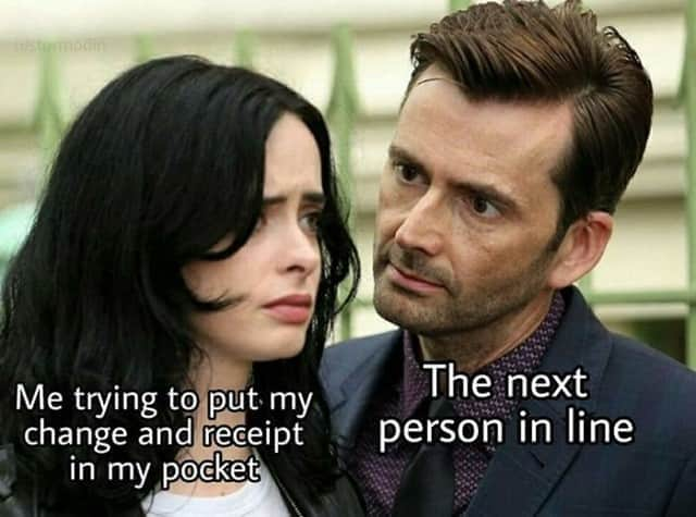 9GAGさんのインスタグラム写真 - (9GAGInstagram)「*panics quickly*⠀ #retail #jessicajones #kilgrave #9gag」11月3日 2時00分 - 9gag