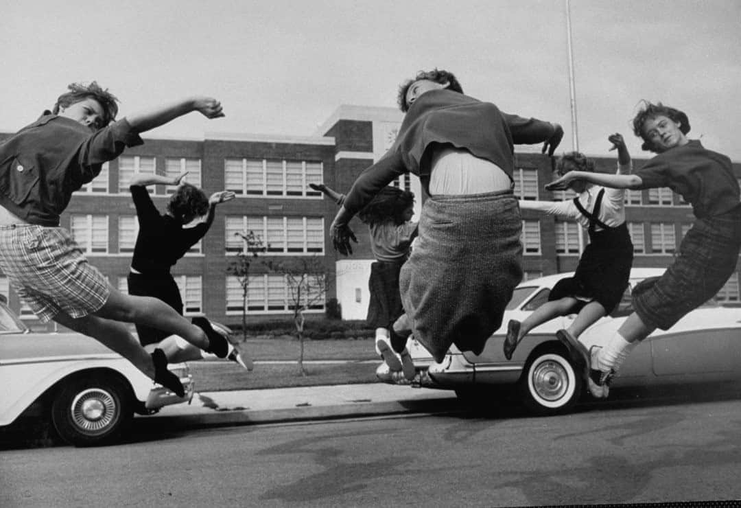 lifeのインスタグラム：「Cheerleaders practice in mid-air, 1958. Today marks the 122nd anniversary of organized cheerleading in the United States. To learn more about the history of the sport—and see our favorite spirited photos from the archives!—tap the link in bio. (Paul Schutzer/LIFE Picture Collection)   #cheerleadersofinstagram #cheerleading #1950sfashion #jumpingphoto #midair」