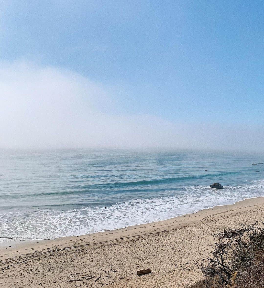 ブルーナ・リリオさんのインスタグラム写真 - (ブルーナ・リリオInstagram)「a perfect weekend in Malibu 🌊🤍  #malibu #california」11月3日 2時10分 - brunalirio