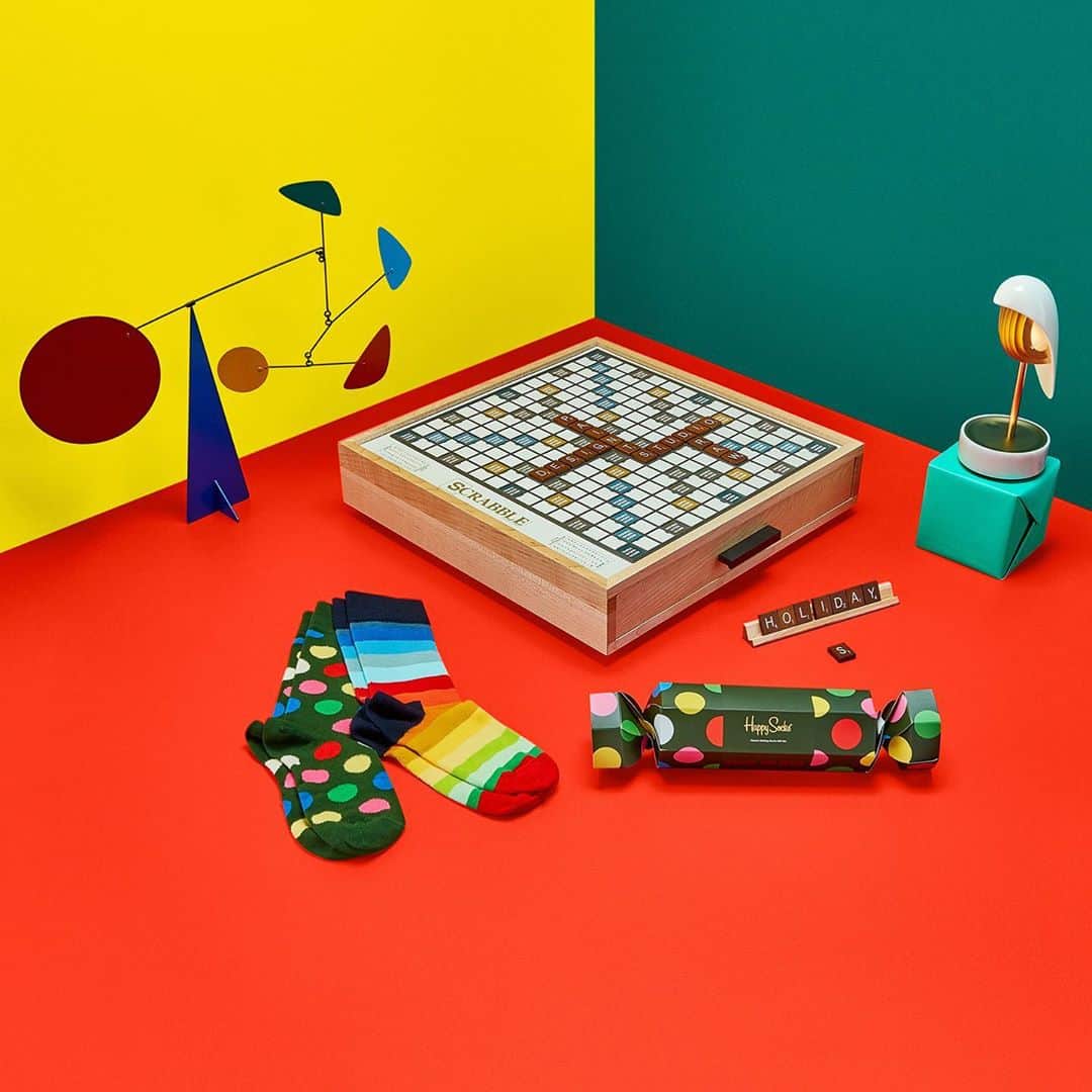 ニューヨーク近代美術館さんのインスタグラム写真 - (ニューヨーク近代美術館Instagram)「Give the gift of good design this holiday season 💝  Discover @momadesignstore's top picks for art lovers, tech-enthusiasts, great hosts, and creative kids; plus find the perfect stocking stuffers—and maybe even a little something for yourself, too 😉  Browse in our stores and online at the link in our bio. #MoMADesignStore」11月3日 2時23分 - themuseumofmodernart