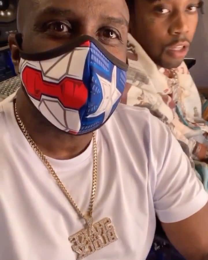ファンクマスター・フレックスのインスタグラム：「@fivioforeign_8fs joint on my album so crazy! ( Video shot ) rolling! (Shhhhhh! No Sound-it’s dropping soon) WHO AM I MISSING ON THIS ALBUM?  100% INDEPENDENT @INFLEXWETRUST FILMS AND RECORDS!!!!  @fivioforeign_8fs video mean! 🎥 @juganot for @inflexwetrust films!  IM SIGNED TO THE LABEL I OWN!!!!!  FUNKFLEX : SESSIONS PART ONE - March 2021  FUNKFLEX : SESSIONS PART TWO - August 2021  FUNKFLEX : IFWT PART ONE - December 2020  FUNKFLEX : IFWT PART TWO - June 2021  SONGS COMPLETED SO FAR:  @50cent  @postmalone  @dababy x @stunna4vegas x @richdunk_lok  @artisthbtl x @donqhbtl x @trapmannyhbtl  @fivioforeign_8fs  @donqhbtl x @42_dugggg  @iamj.i  @liltjay  @42_dugggg  @lilbaby_1  @realpopsmoke  @lildurk  @lilyachty x @lildurk  @kodakblack x @22gzofficial  @juicewrld999  @polo.capalot  @daveeast  @nlechoppamusic @torylanez  @davidoofficial x @iamj.i  @myketowers  @russ @mulatto  @nolimitherbo @fettywap1738 x @remyboymonty1738 @toosii2x  @djdayvi x @fivioforeign_8fs  @tyga  @kingvonfrmdao  @hoodcelebrityy  @joshxantus  @richthekid  @jakepaul @jaydayoungan  @pontiacmadeddg  @reasontde  @24kgoldn  @lilmosey  @erick_sermon @pmd_mic_doc x @djdiamondtheartist  @internetmoneyrecords x @thetaztaylor x @birdmanzoe  @snf.jt  @fredobang  @tylayaweh  @youngcostamado x @tdott_woo  @blocboy_jb  @sosageek_  @147calboy @staysolidrocky  @traxxwill」