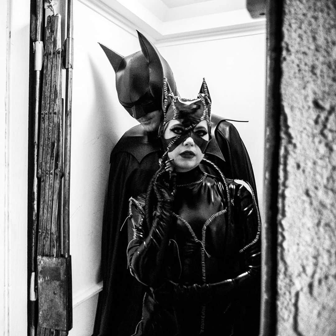 アシュレイ・ベンソンのインスタグラム：「🖤🖤🖤」
