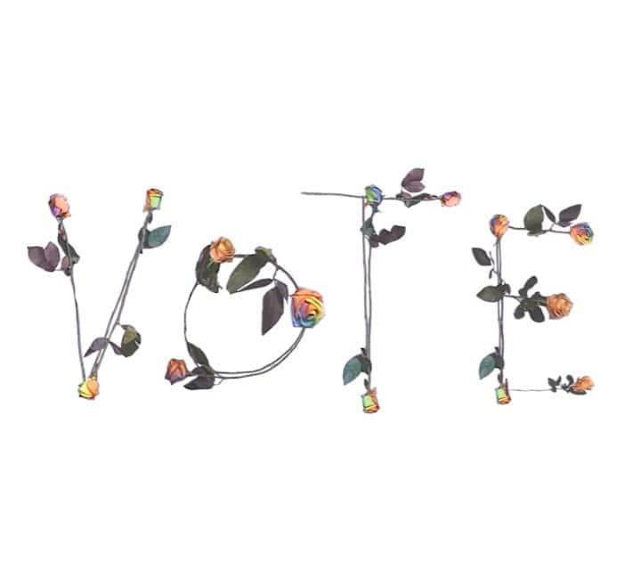 シャーナ・オズボーンのインスタグラム：「VOTE 🗳 (for change!!)   @marcjacobs」