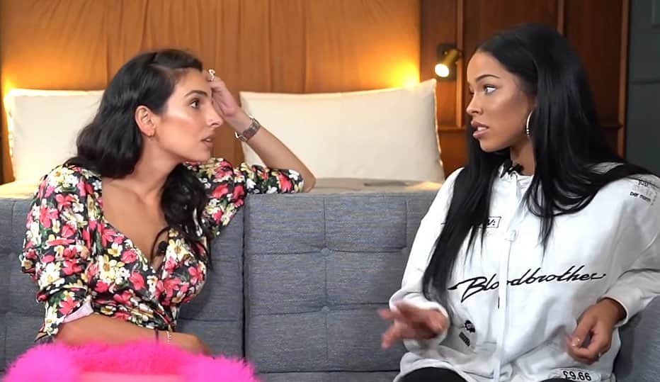 NISRINA SBIAのインスタグラム：「Interview I did months ago with the sweetest @annanooshin 💭 with English subtitles thanks to @mohameed_okba 🤍  link in bio!」