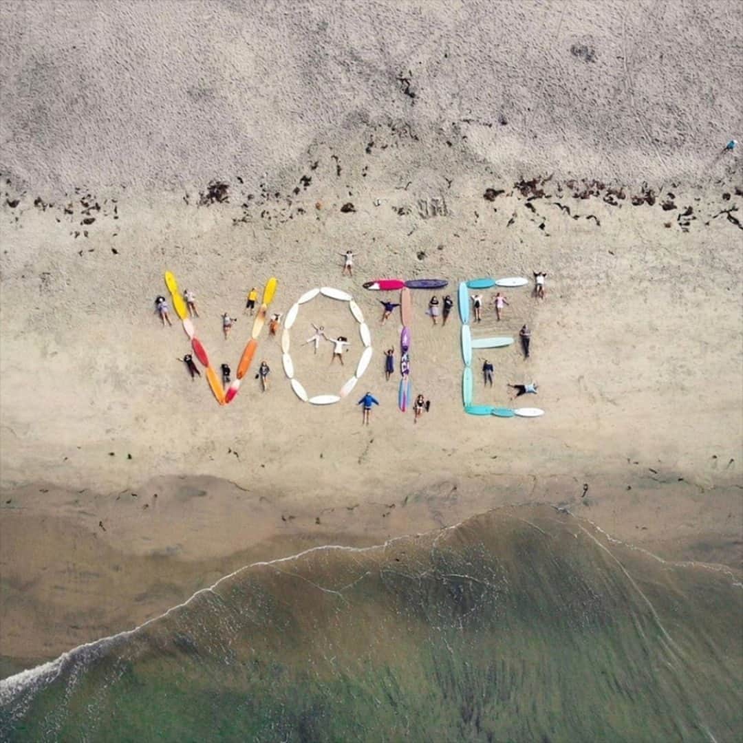 ジーエルシーオーのインスタグラム：「Have you voted yet? Drop off your mail-in ballot or vote in person – link in bio to find your polling station.⁠」