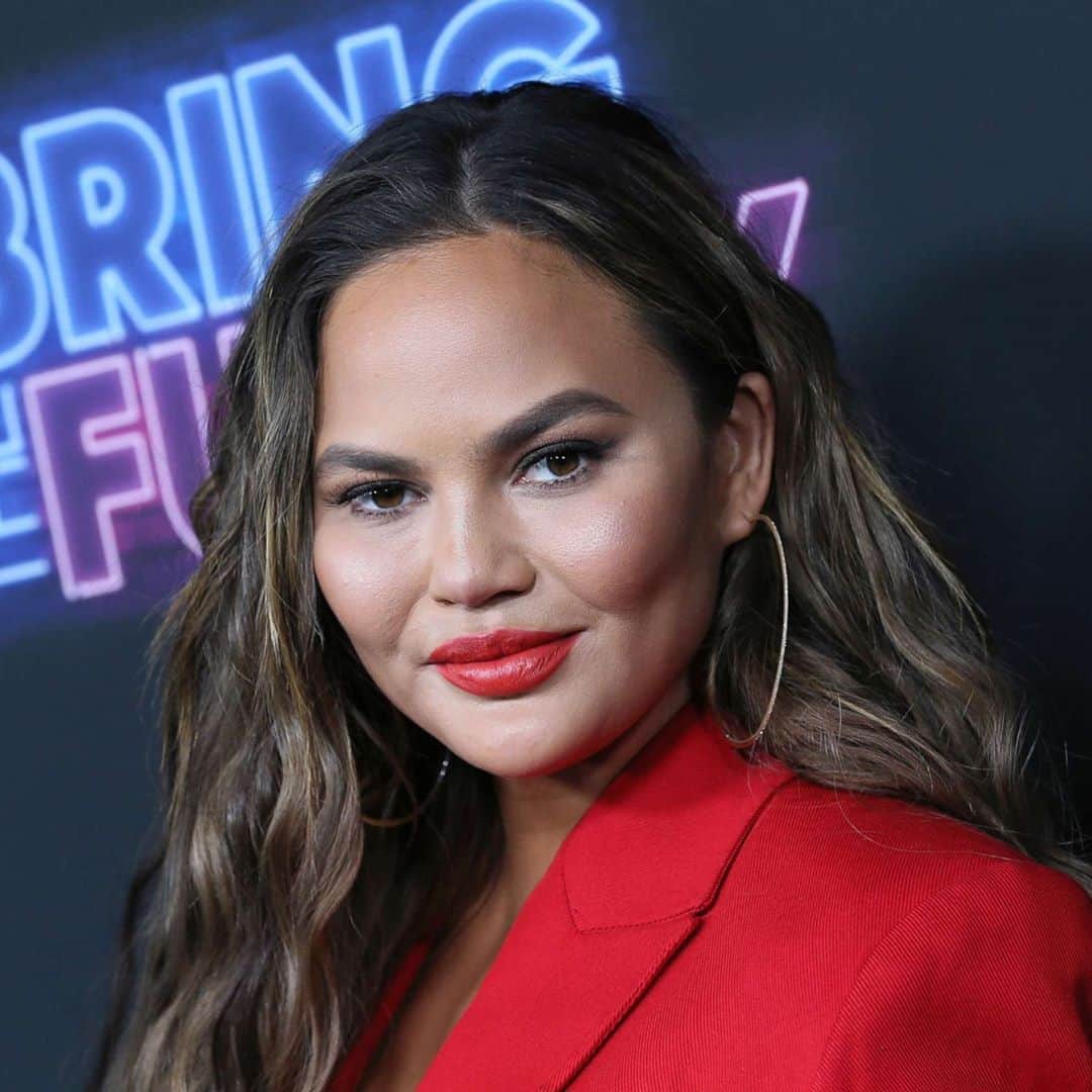Good Morning Americaさんのインスタグラム写真 - (Good Morning AmericaInstagram)「Chrissy Teigen debuts new tattoo after her pregnancy loss in honor of her late son, Jack. ❤️ LINK IN BIO.」11月3日 5時01分 - goodmorningamerica