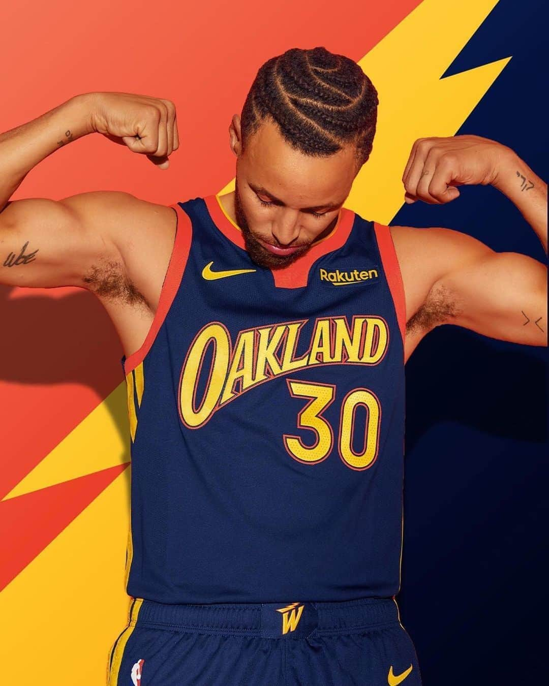 NBAさんのインスタグラム写真 - (NBAInstagram)「“Oakland is and will always be a part of our team’s identity.  ‘Oakland Forever’ is a nod to the We Believe era and its turning point in Oakland’s basketball history.  To honor the Town, we partnered with Nike to put a spin on these classic uniforms.” (repost @warriors)」11月3日 5時50分 - nba