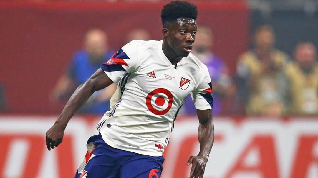 Major League Soccerさんのインスタグラム写真 - (Major League SoccerInstagram)「Celebrating @alphonsodavies' birthday with this mic'd up piece from #MLSAllStar in 2018. ⭐️🎂」11月3日 5時51分 - mls