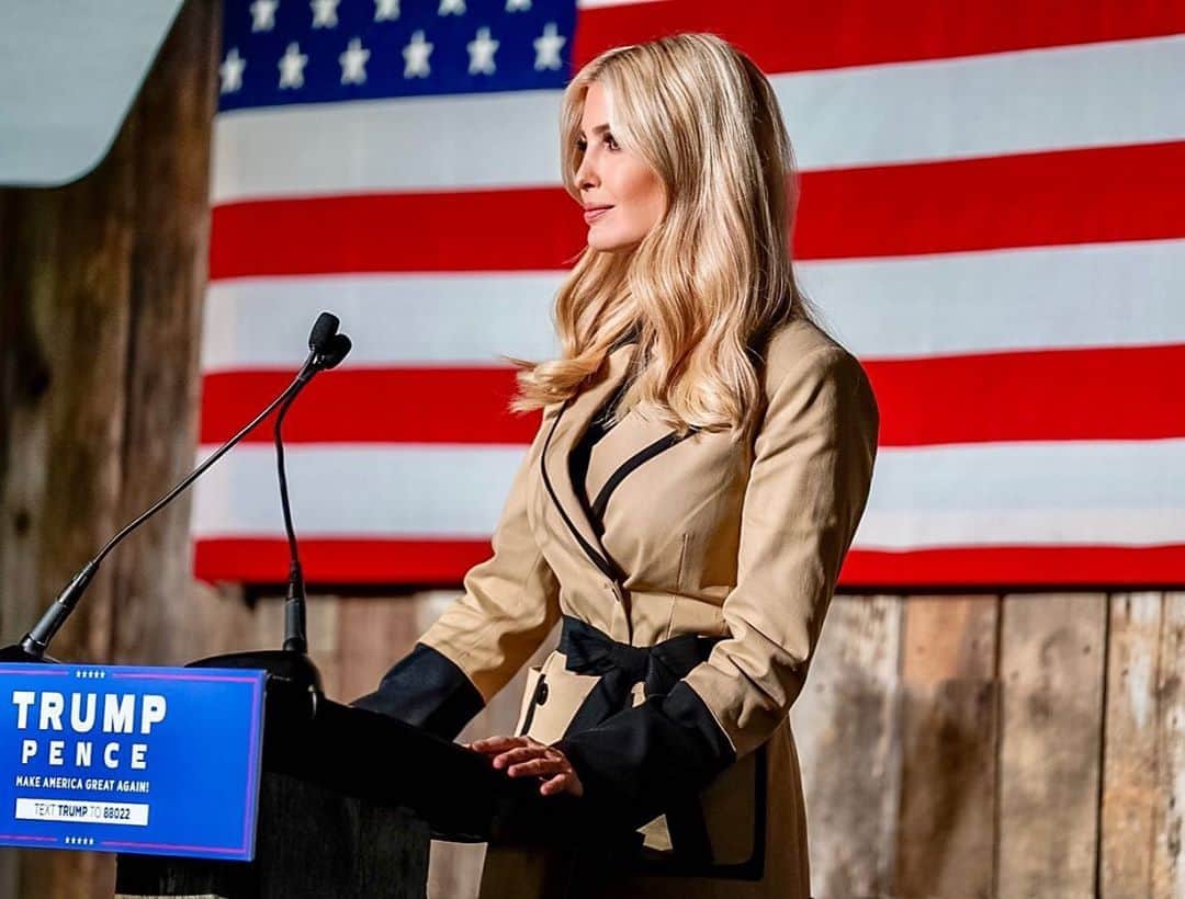 のインスタグラム：「📍First stop: MICHIGAN!   Michiganders are ready for FOUR MORE YEARS of @realDonaldTrump! #MAGA. 🇺🇸」