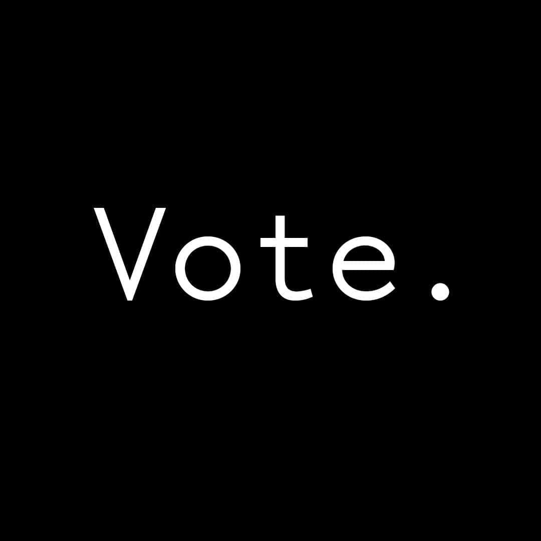 ボビー・ブラウンのインスタグラム：「#vote. @iamavoter」