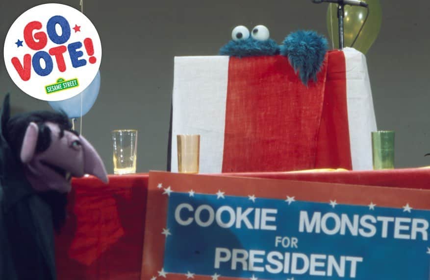 セサミストリートさんのインスタグラム写真 - (セサミストリートInstagram)「When Cookie Monster’s birthday is the day before Election Day, you share pictures from his run for President in 1976! Consider this your reminder to get out and VOTE! #Vote2020」11月3日 6時33分 - sesamestreet