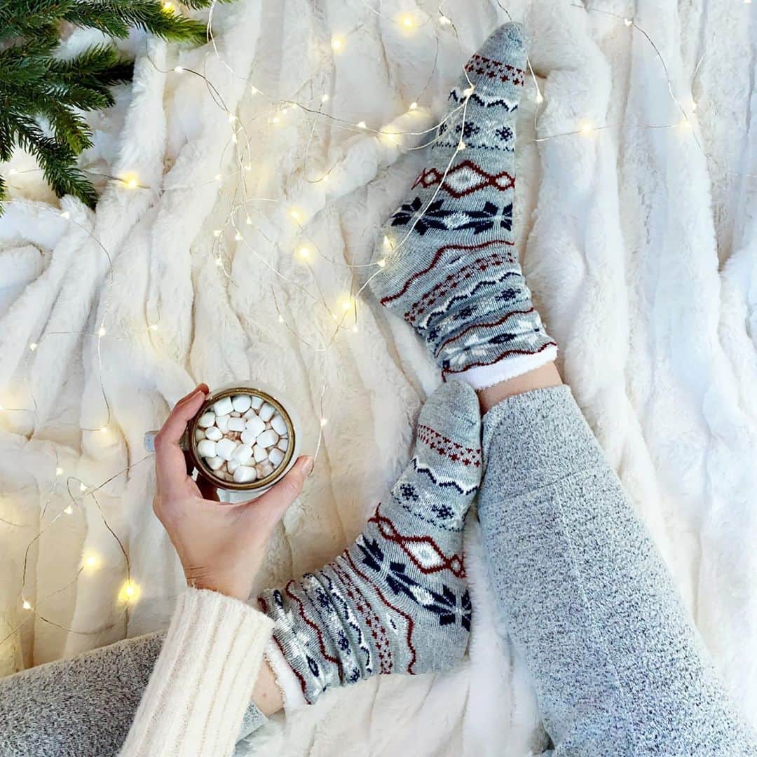Target Styleのインスタグラム：「Fa la la la la la fuzzy socks. ✨ #ANewDay」