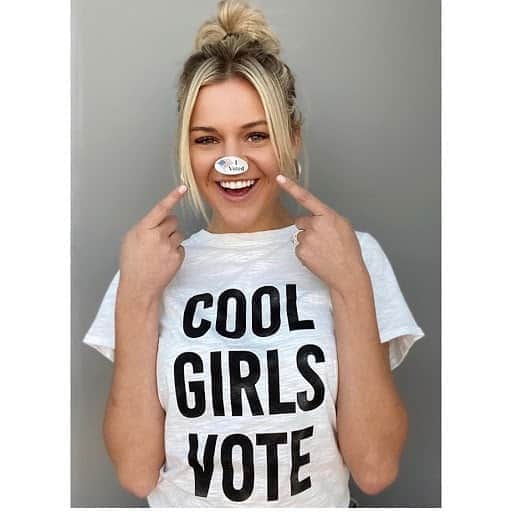ASCAPさんのインスタグラム写真 - (ASCAPInstagram)「"Left the polls feeling really empowered by exercising my right & showing up for what I believe... I encourage everyone to do the same" @kelseaballerini #ASCAPCitizen #VOTE   Have questions about voting? Learn more with @headcountorg at the link in our bio.」11月3日 7時57分 - ascap