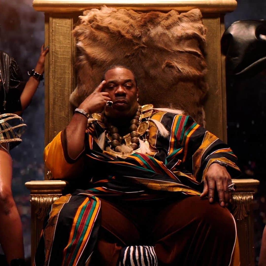 Vevoさんのインスタグラム写真 - (VevoInstagram)「👑RAP ROYALTY👑 @bustarhymes & M.O.P. lead the tribe in “Czar.” Catch the track with the rest of Busta's 'ELE2' album at the link in bio.  ⠀⠀⠀⠀⠀⠀⠀⠀⠀ ▶️[Link in bio] #BustaRhymes #MOP #Czar」11月3日 7時59分 - vevo