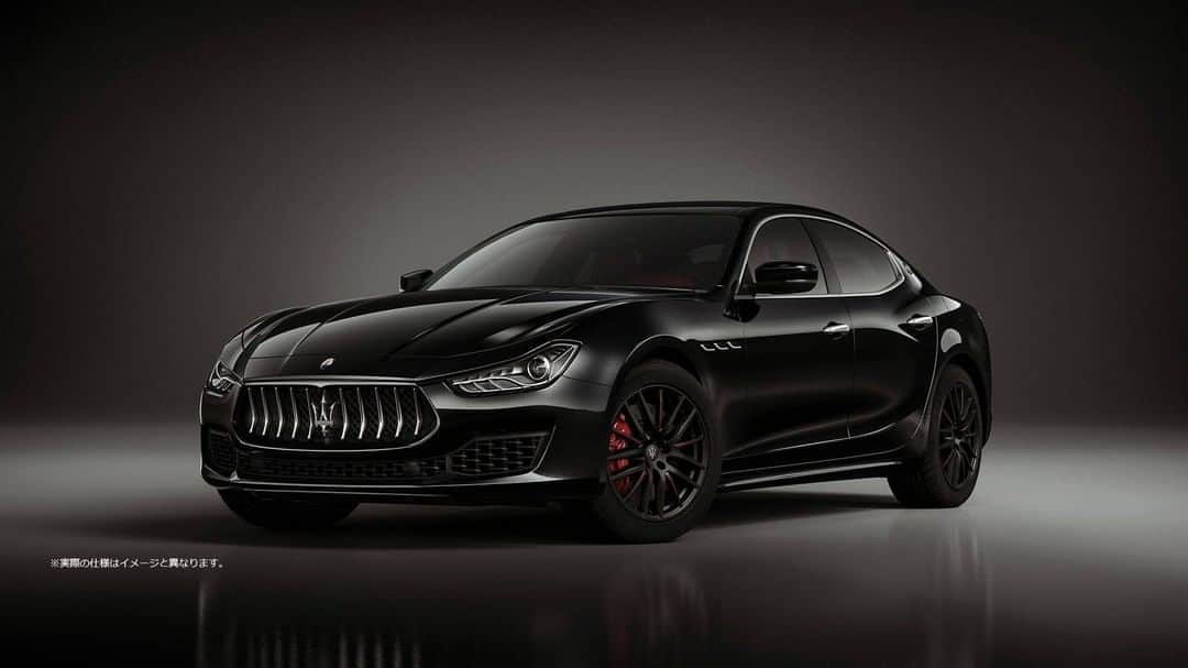 Maserati Japan | マセラティ ジャパンのインスタグラム：「MASERATI GHIBLI DIESEL Final Edition 2020.11.7 (SAT) – 8 (SUN)   今週末、11月7日（土）、8日（日）の2日間にわたり、マセラティのディーゼルモデルを牽引してきたギブリ ディーゼルのファイナルエディション “MASERATI Ghibli Diesel Final Edition”の展示会を開催いたします。  マセラティの V6 ディーゼルエンジンは、従来の V6 ガソリンエンジンが奏でるエグゾーストサウンドの魅力と、圧倒的なパフォーマンスがもたらすドライビングプレジャーを維持しつつ、CO2排出量の低減と優れた燃費経済性により環境にやさしいパワートレインとして多くの皆様のご愛顧を頂いてまいりました。  最後を飾る特別仕様車は、情熱のレッドを使用した日本未導入のホイール「19“ Proteo ホイール Matte Black & Red」と、人気のオプションをパッケージした日本限定の非常に希少な車両となっております。  この機会に、ショールームへお越しいただきギブリ ディーゼルの集大成をぜひご体感ください。あなた様のご来場を心よりお待ち申し上げております。  新型コロナウイルス感染拡大防止とお客様の健康と安全の為に、試乗をご希望の方は、ご予約をお願いしております。  一部のショールームにつきましては、本展示試乗会を実施しない場合がございます。詳細は、最寄りのマセラティ正規ディーラーまでお問い合わせください。  ※展示車両のラインナップは、ショールーム毎に異なります。詳細は担当営業までお問い合せください。  詳しくはこちら。 https://www.maserati.com/jp/ja/news-event/Ghibli-Diesel-open-door-weekend-november-2020 #Maserati #マセラティ #MaseratiJapan #マセラティジャパン #GhibliDieselFinalEdition #ギブリディーゼルファイナルエディション」
