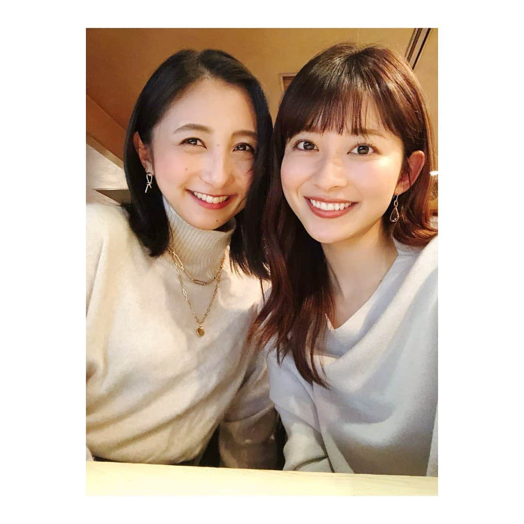 近藤夏子さんのインスタグラム写真 - (近藤夏子Instagram)「.  里菜さんとランチ😻❤️  マドラーとストローを間違えちゃうりなさんも カメラがタイマーになっちゃっててでずっと動かないで待ってるりなさんも  全部可愛すぎて、幸せな時間でした💗💗💗 キュンでした💗💗💗  また遊んでくださいっ❣️  . #山本里菜 さん #いつもありがとうございます💗 #私の母も大ファン #幸せな時間でした #キュンです」11月3日 18時02分 - kondokako0804