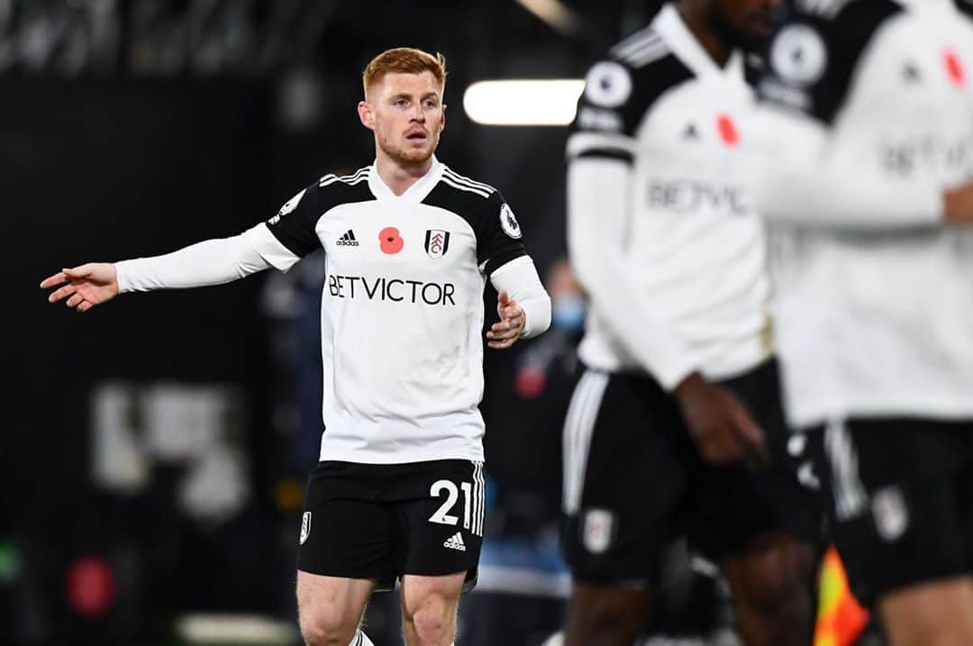 ハリソン・リードさんのインスタグラム写真 - (ハリソン・リードInstagram)「Big performance from everyone and a massive 3 points!  @fulhamfc 🤍🖤」11月3日 18時44分 - harrisonreed