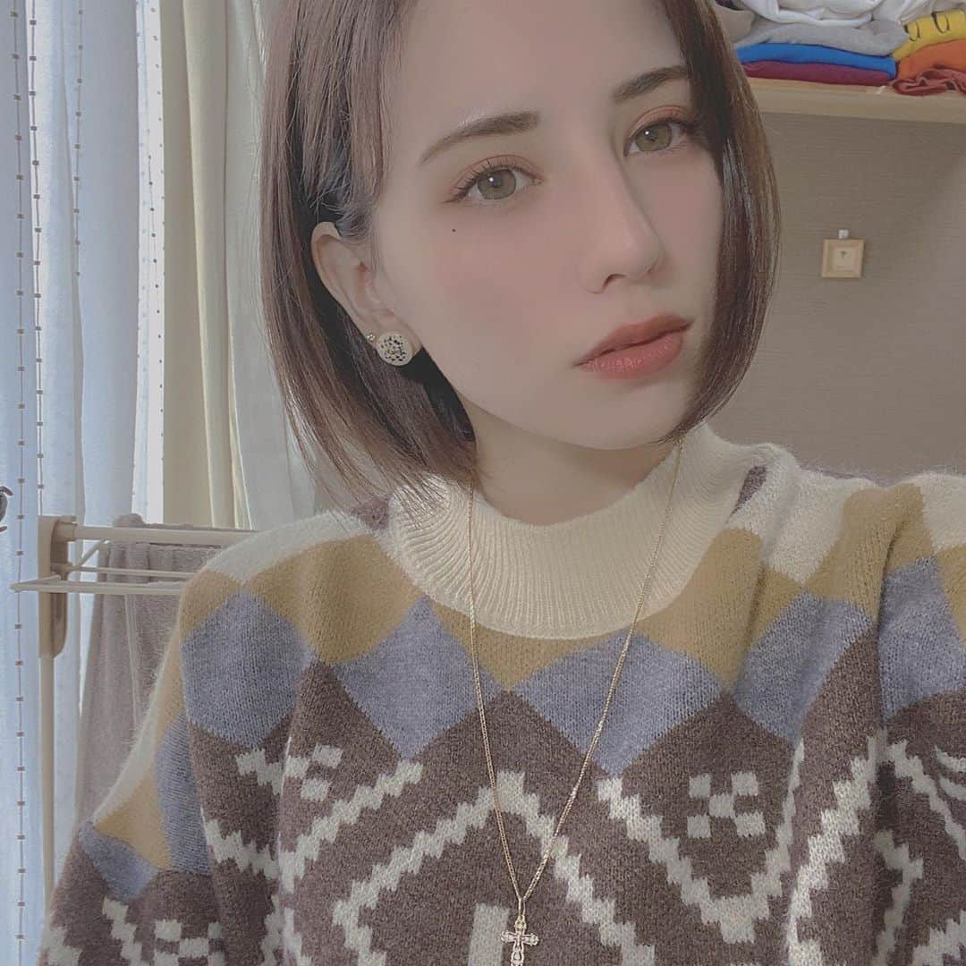 Annaさんのインスタグラム写真 - (AnnaInstagram)「新しい可愛いニット良すぎてめっちゃ着そう🥺 ニットの季節になってきたー！嬉しい！！ #マジで可愛い #抹茶ラテが好きです #関係ないね #鬼滅の刃見てくる」11月3日 18時52分 - anna_mysticeyes