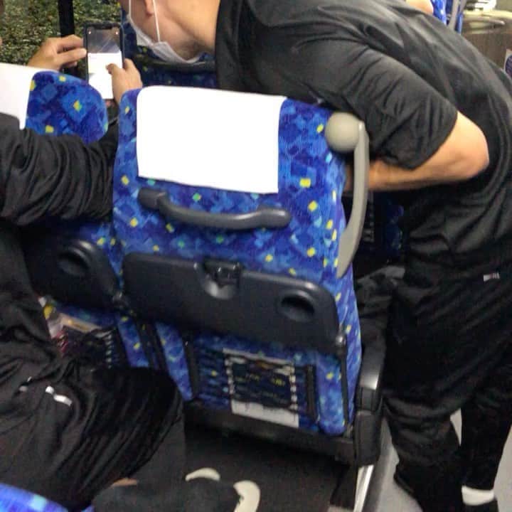 伊佐耕平のインスタグラム：「せぬまさんです。呼び捨てすいません。」