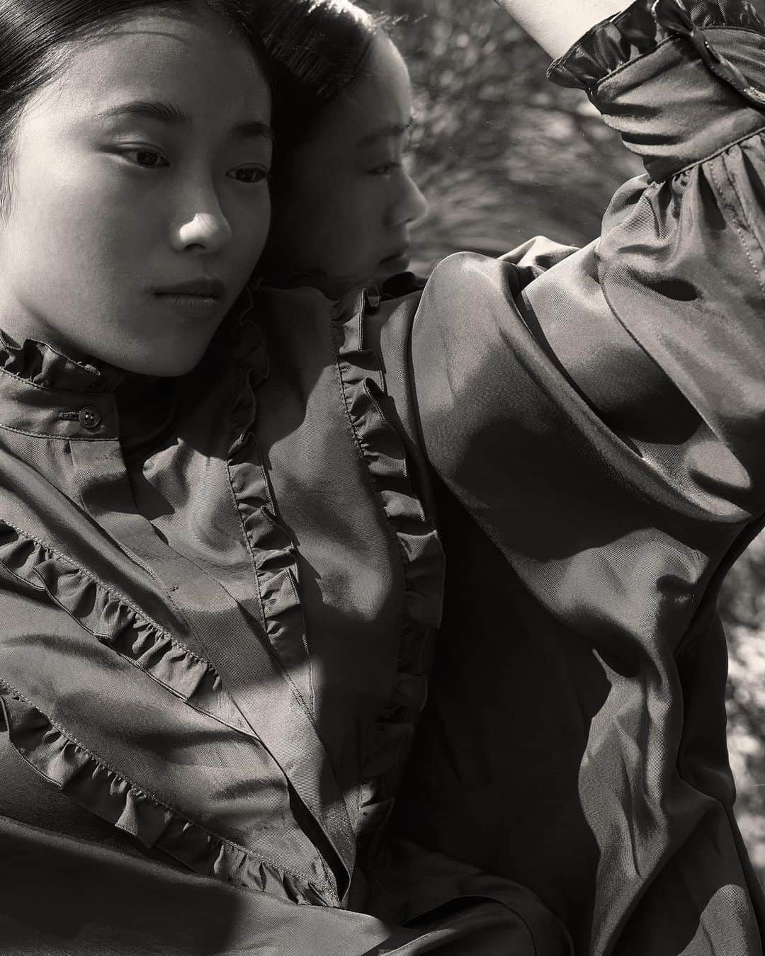 芦田ユリナのインスタグラム：「@ovemagazine 🐚🤍  #ovemagazine」