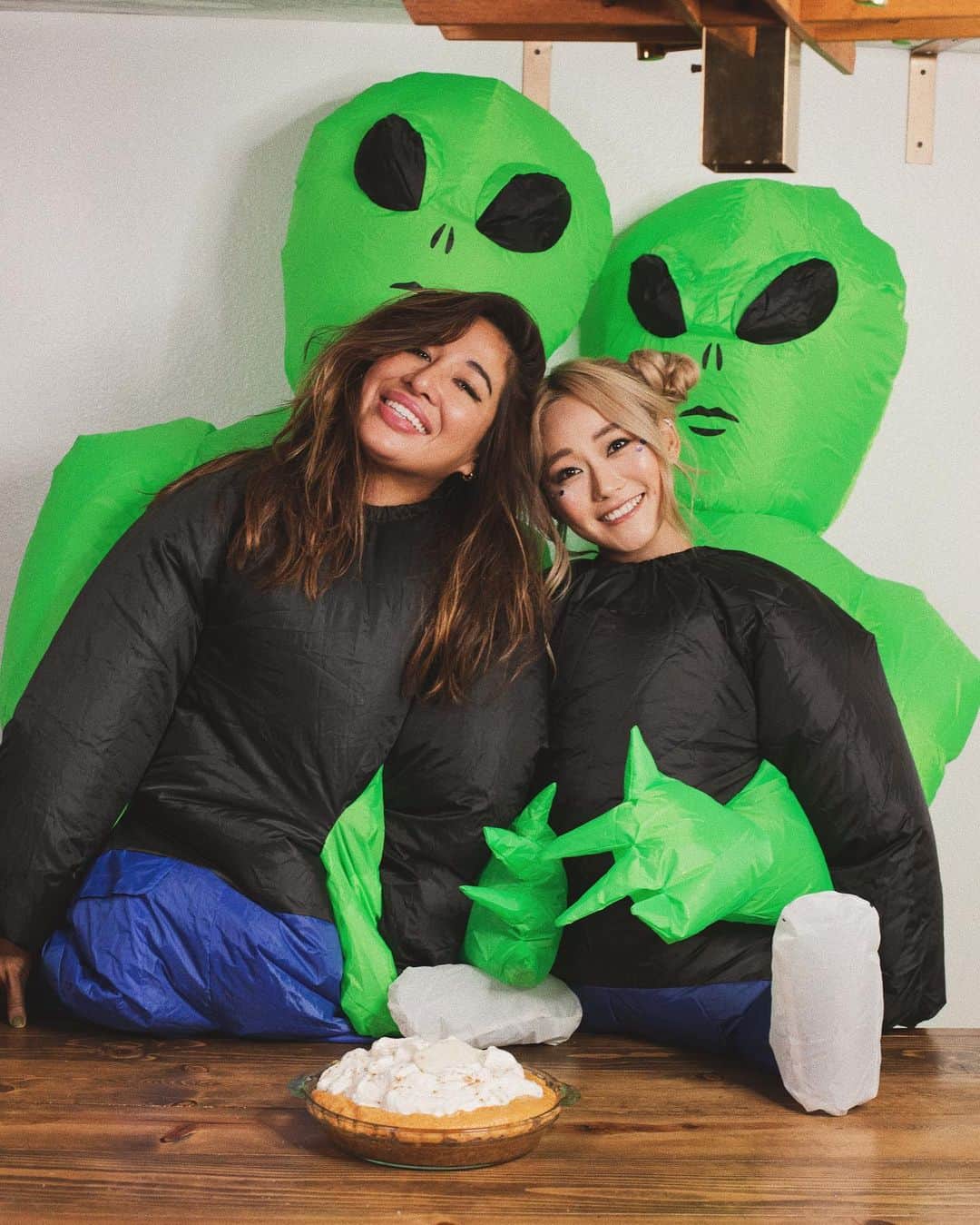 福原かれんのインスタグラム：「Hope everyone had a great Hallo-weekend 👽」