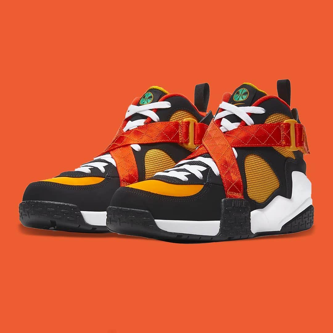 shoes ????さんのインスタグラム写真 - (shoes ????Instagram)「Rate these Nike Air Raid ‘Raygun’ 1-5 👇💥」11月3日 10時27分 - shoes