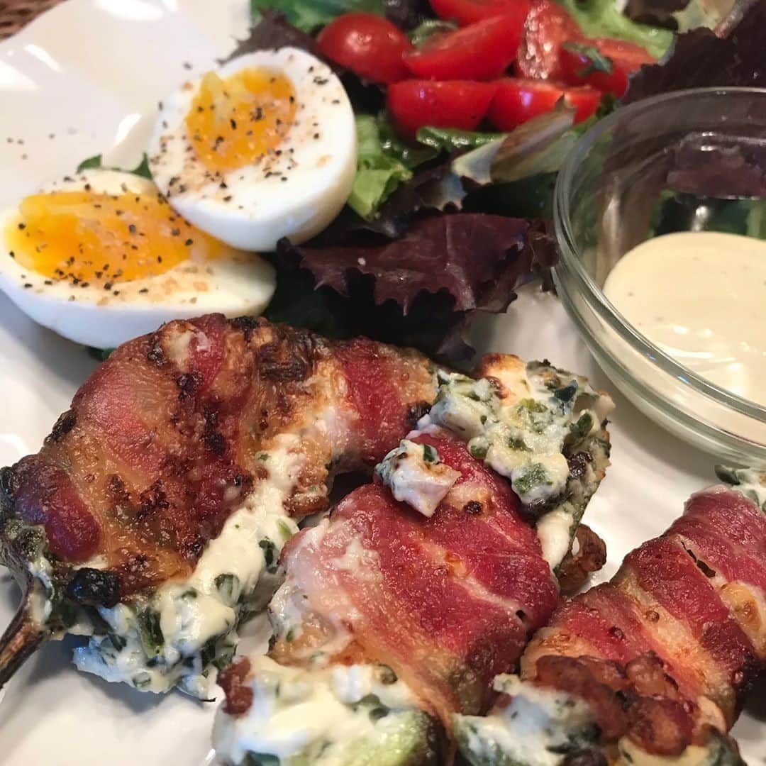 Flavorgod Seasoningsさんのインスタグラム写真 - (Flavorgod SeasoningsInstagram)「KETO Jalapeno Poppers made with #flavorgod Ranch Seasoning!⠀⁠ -⠀⁠ KETO friendly flavors available here ⬇️⠀⁠ Click link in the bio -> @flavorgod⠀⁠ www.flavorgod.com⠀⁠ -⠀⁠ By @together.we.lowcarb⠀⁠ -⠀⁠ "Today’s dinner was FIRE! Have to thank @ketoincourt for the suggestion earlier this week. @flavorgod , your #flavorgodranch seasoning made this dish AMAZING! #jalapenopoppers" ⠀⁠ -⁠ FlavorGod Seasonings:⁠ 🌿Made Fresh⁠ ☀️Gluten free⁠ 🥑Paleo⁠ ☀️KOSHER⁠ 🌊Low salt⁠ ⚡️NO MSG⁠ 🚫NO SOY⁠ ⏰Shelf life is 24 months⁠ -⁠ #food #foodie #flavorgod #seasonings #glutenfree #mealprep #seasonings #breakfast #lunch #dinner #yummy #delicious #foodporn」11月3日 11時01分 - flavorgod