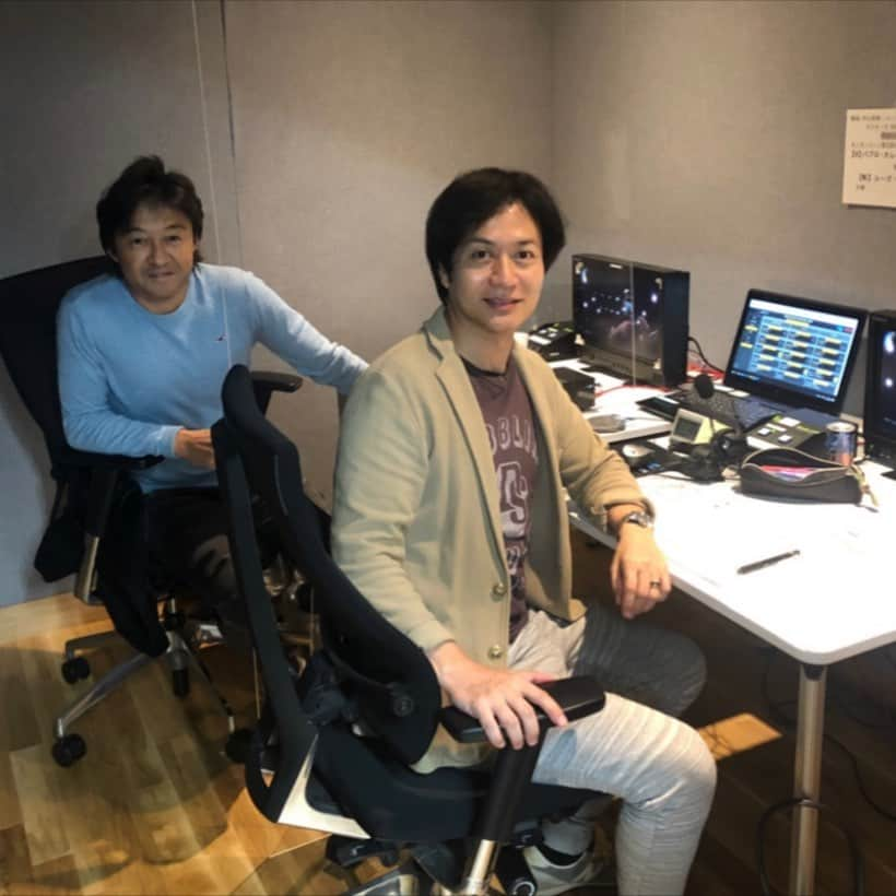 山田泰三さんのインスタグラム写真 - (山田泰三Instagram)「昨日からATPマスターズパリを担当しています🎾 昨日といっても前の試合が熱戦続きで試合開始が遅れ、終わったのは今日の朝☀️ 今夜は西岡良仁選手の試合を担当します⭐️ 夜7時からと見やすい時間です✨ WOWOWメンバーズオンデマンドでぜひー👍 解説は村上武資さんです。 サッカー詳しすぎて待ち時間も持て余しません😄 #WOWOW #テニス #tennis #マスターズパリ #西岡良仁 #村上武資 #テニス好き #テニス好きな人と繋がりたい #サッカー好き #サッカー好きな人と繋がりたい」11月3日 13時15分 - taizoyamada_official