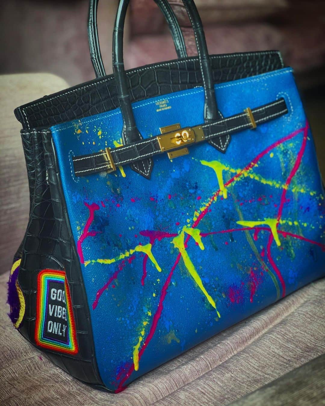 澤田友美さんのインスタグラム写真 - (澤田友美Instagram)「. @shingokuzuno 's HELMES Birkin custum 🎨 . . #hermes #birkin #paintcustum #バーキン #remake」11月3日 13時32分 - tomomi__sawada