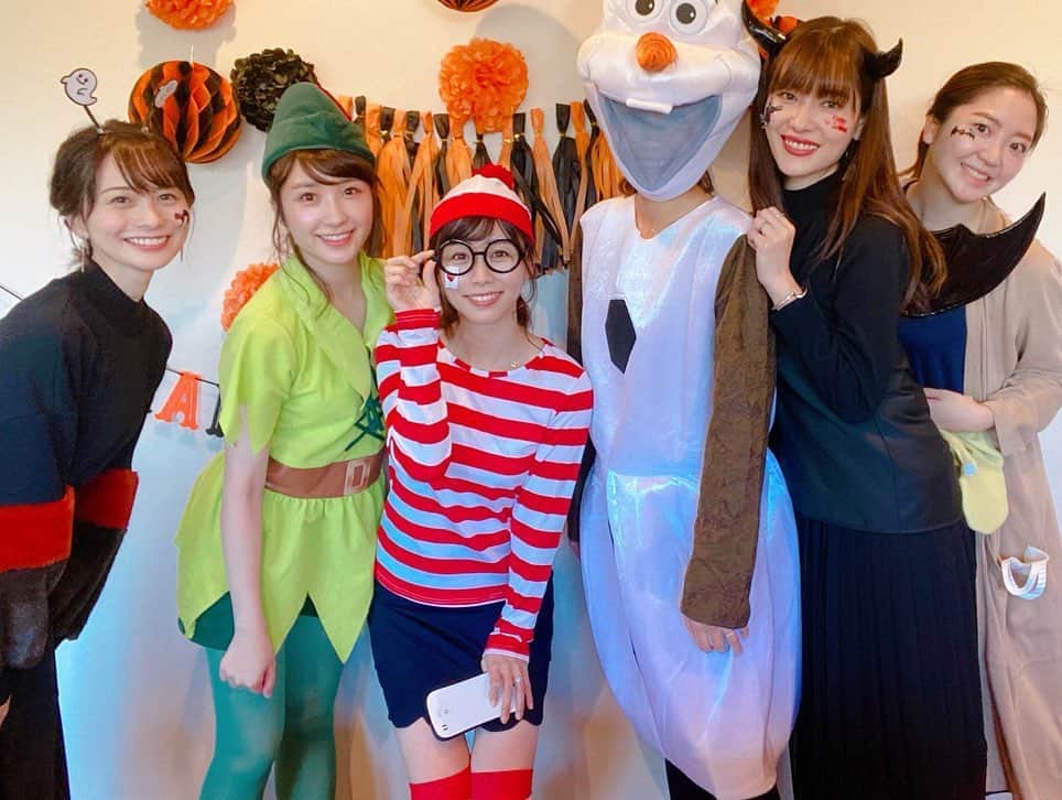 伊藤京子さんのインスタグラム写真 - (伊藤京子Instagram)「. 先日は先輩宅で子供ちゃん達と仮装しハロウィンパーティーをしました🎃✨ 私が何に仮装したかわかりますか？ 初めての出張レストランも体験し美味しいごはんを堪能しましたよ🥰 . #ハロウィン#ハロウィンパーティー #仮装#フリーアナウンサー#セントフォース#centforce」11月3日 13時39分 - kyoko_ito1128