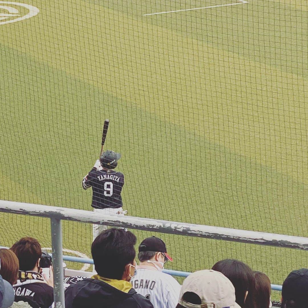 松隈ケンタのインスタグラム：「すんごい席にお呼ばれしました！」