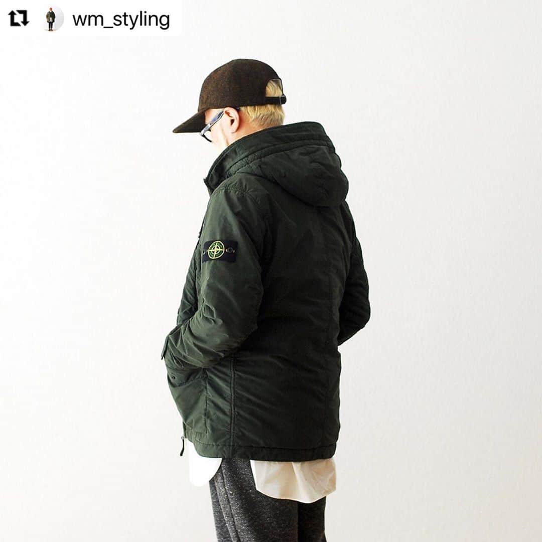 wonder_mountain_irieさんのインスタグラム写真 - (wonder_mountain_irieInstagram)「#Repost @wm_styling with @make_repost ・・・ ［#20AW_WM_styling.］ _ styling.(height 170cm weight 64kg) eyewear→ #LescaLUNETIER　￥40,700- jacket→ #STONEISLAND　￥137,500- vest→ #EngineeredGarments ￥42,900- shirts→ #itten.　￥27,500- pants→ #CURLY　￥22,880- shoes→ #SALOMONADVANCED　￥27,500- _ 〈online store / @digital_mountain〉 → http://www.digital-mountain.net _ 【オンラインストア#DigitalMountain へのご注文】 *24時間受付 *15時までのご注文で即日発送 *1万円以上ご購入で送料無料 商品について：084-973-8204 カスタマーサポート：050-3592-8204 _ We can send your order overseas. Accepted payment method is by PayPal or credit card only. (AMEX is not accepted) Ordering procedure details can be found here. >>http://www.digital-mountain.net/html/page56.html _ 本店：@Wonder_Mountain_irie 系列店：@hacbywondermountain (#japan #hiroshima #日本 #広島 #福山) _」11月3日 16時01分 - wonder_mountain_