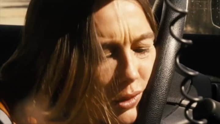 シャーニ・ヴィンソンのインスタグラム：「LIGHTS 💡CAMERA 📽  ACT-ION 🎬  #highlightreel #action #stunts #acting #scene #compilation #drama #reels #actor #actress #hollywood #movies #actorslife」