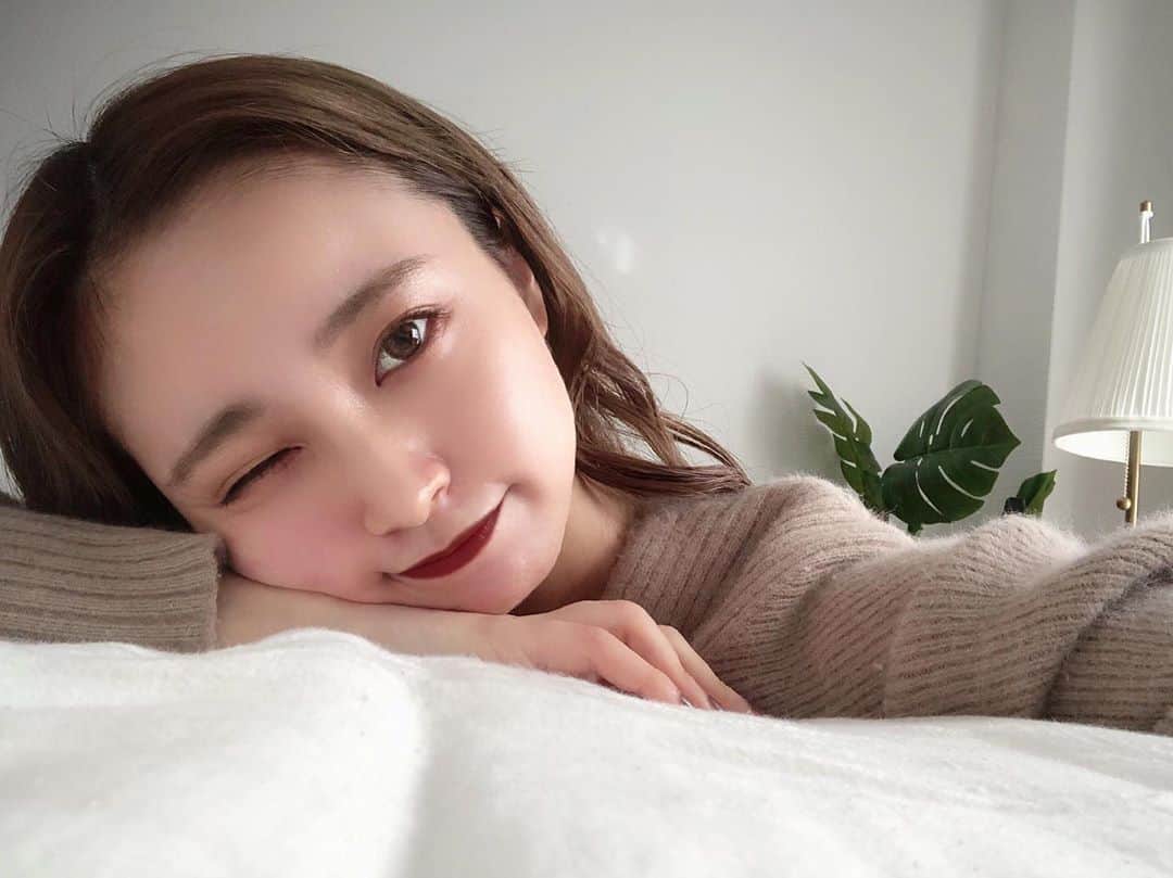 内海里来のインスタグラム：「﻿ Good To Be Bad Kristin - ヘーゼル﻿ ﻿ 今の時期マスクしてるとアイメイクにこだわること多いから、このくらい派手めなカラコンが丁度いい👶🏻﻿ ﻿ Type: 1ヶ月 ﻿ Pieces: 2pcs ﻿ box Dia(all): 12.7 mm (14.2mm)﻿ ¥2,490﻿ ﻿ #カラコンレポ #カラコン着画 #ハパクリスティン #メイクアップ #instabeauty #instalikes #hapakristin」