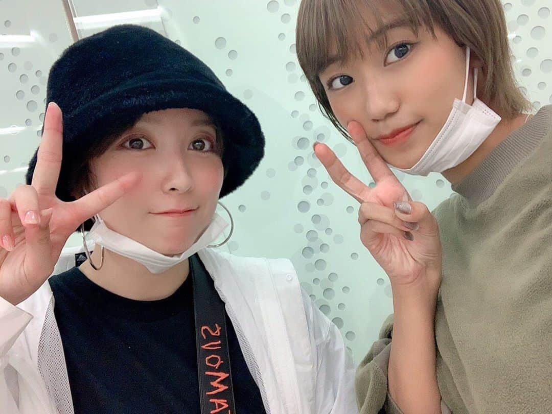 紺野栞さんのインスタグラム写真 - (紺野栞Instagram)「. ゆいちゃんとランチしてきた〜！😋♡ お洒落なお店でお洒落なご飯を食べて なんだか私までお洒落になれたかも しれません！！！！！！！！(？) ２時間しか経ってないと思って時間みたら ４時間経ってました！楽しかった😋♡ ゆいちゃん本当にありがとう〜！ . . . #グラビア #gravure #그라비아  #일본 #sexy #섹시 #japanesegirl  #japan  #love #followme #sexy  #swimwear #水着 #likeforlikes  #グラドル #グラビアアイドル」11月3日 16時53分 - shiooo1023