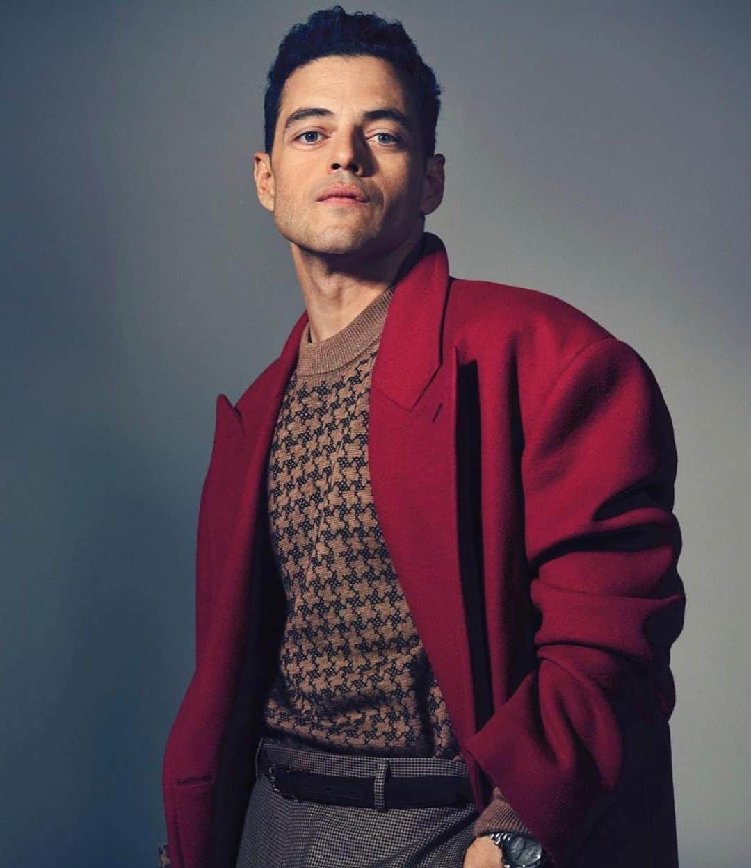 クリスヴァンアッシュさんのインスタグラム写真 - (クリスヴァンアッシュInstagram)「RAMI MALEK ON THE COVER OF @BRITISHGQ #DECEMBERISSUE WEARING @BERLUTI  #🖤  PHOTO @kurtiswarienko  STYLING @ilariaurbinati  #berluti #krisvanassche #ramimalek  @jeanpierrebaux」11月3日 17時08分 - kris_van_assche