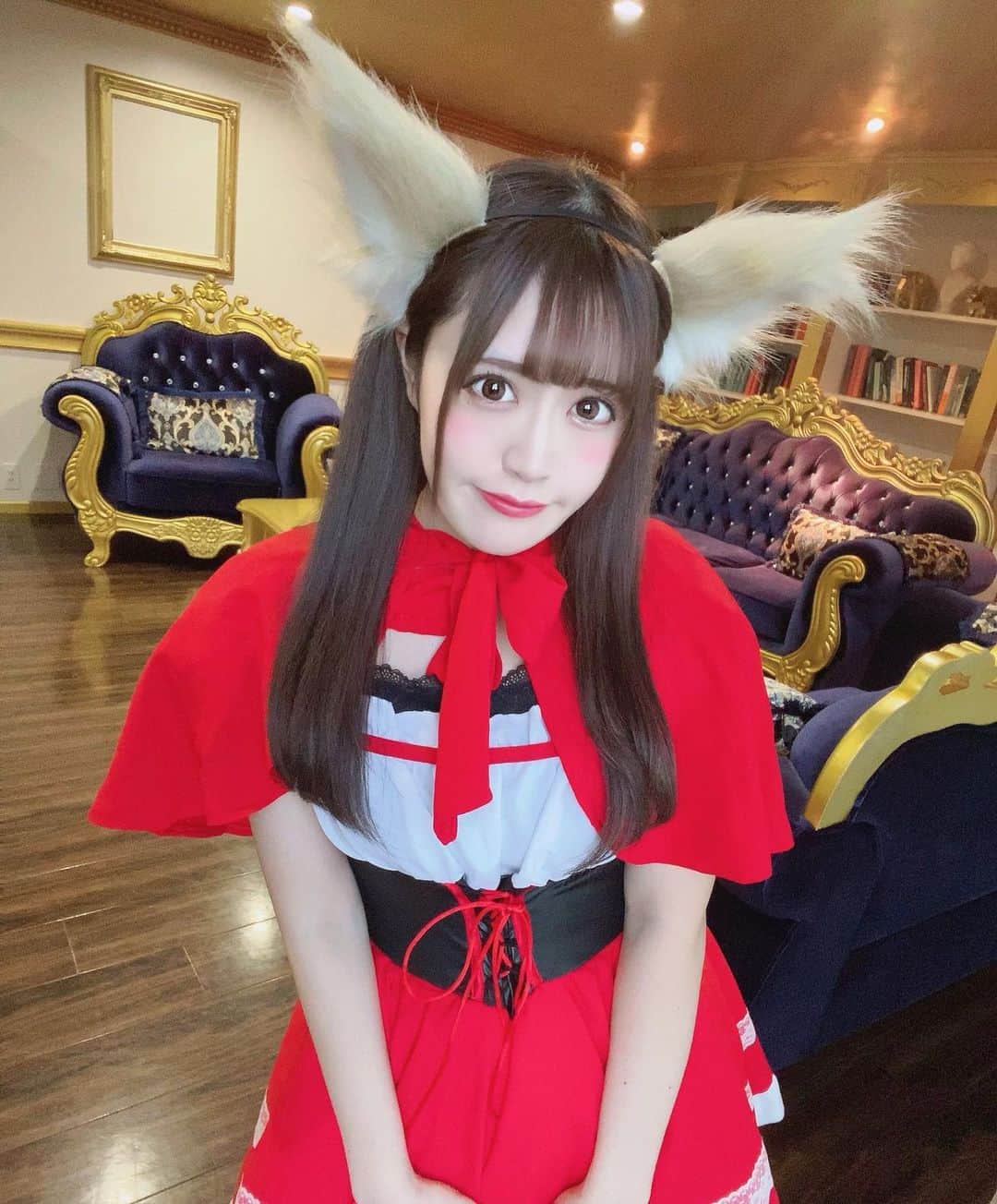 木咲りんのインスタグラム：「* ⋆﻿  おいしく食べちゃうからねっ😈💋💋 ⋆ ⋆﻿  * #idol#cosplay#cosplaygirl#japaneseidol#japanesegirl#asiangirls#asianbeauty#アイドル#ハニスパ #ハニースパイス#halloweencostume#ロリ#ロリコン#Halloween2020#ハロウィン仮装#えち#ふともも#コスプレ#コスプレイヤー#コスプレ女子#ハロウィン#ハロウィンコスプレ#赤ずきん#赤ずきんちゃん#粉我#偶像#Halloween#りんぐらむ#맛스타그램#인스타푸드」