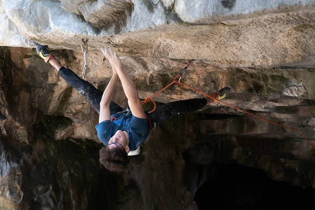 カタリーナ・ザーヴァインさんのインスタグラム写真 - (カタリーナ・ザーヴァインInstagram)「The @austriaclimbing youngstars crushing in Arco 🧗‍♀️💪🙌  As always coaching them, watching them climb and spending time with them was awesome!   #almvoelle #teamaustria #lovemyjob #loveclimbing」11月4日 2時59分 - katha_saurwein