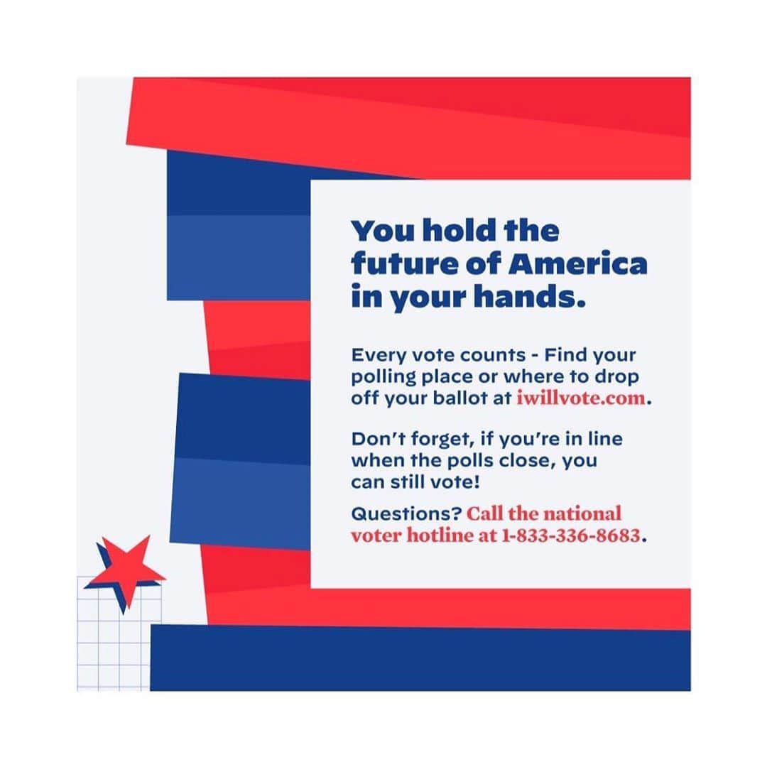 メリル・デイヴィスのインスタグラム：「TODAY is the day!!! Have you voted, yet? The future is in our hands! Use your voice. Exercise your rights. Cast your vote! #vote #vote2020」