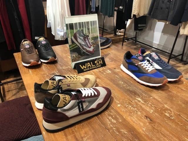 ウォルシュのインスタグラム：「Norman Walsh Footwear available at Lanigan & Hulme Manchester @laniganhulme 👟 . . . #normanwalshuk #normanwalsh #britishmanufacturing #madeinbritain #ukmfg #shoes #footwear #sneakers」