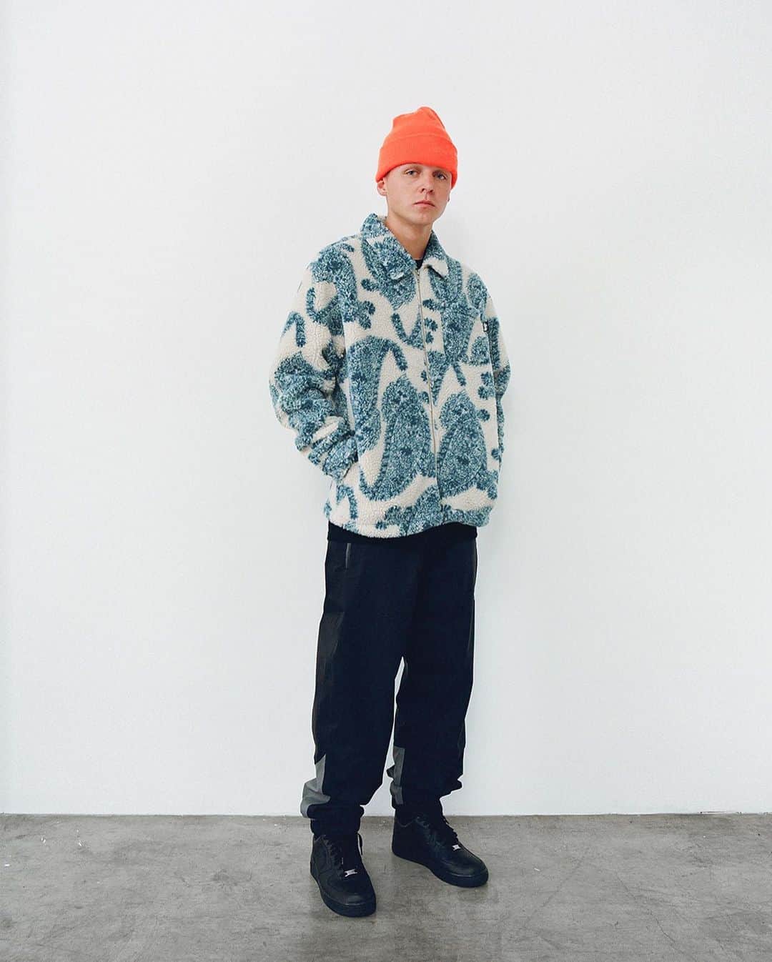 Stüssyさんのインスタグラム写真 - (StüssyInstagram)「Stüssy’s Holiday ‘20 Collection is available worldwide on Friday, November 6th at 10am.」11月4日 3時52分 - stussy