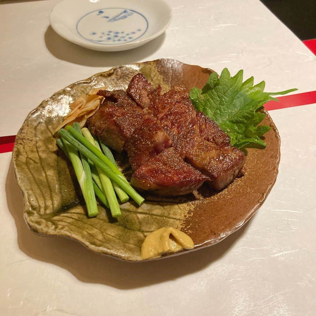 Ryoko Negishiさんのインスタグラム写真 - (Ryoko NegishiInstagram)「I adore 生肉🐄 #肉料理澁谷」11月3日 20時12分 - ryokisss