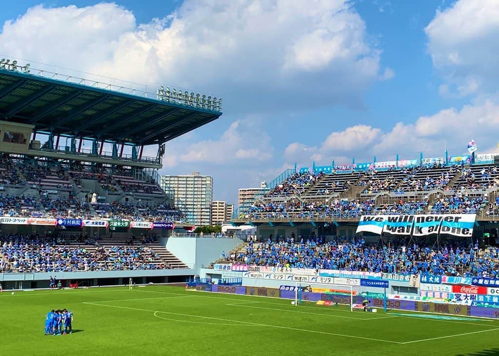 上杉あずさのインスタグラム：「. . We will never walk alone. . . #sagantosu #stadium #tosu #soccer #jleague #j1 #professional #sports #match #field #support #by #sagantino #17 #サガン鳥栖」