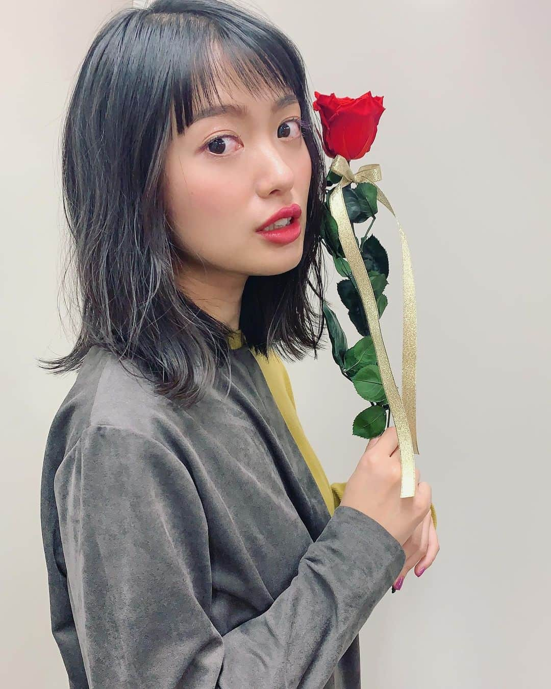 北原里英さんのインスタグラム写真 - (北原里英Instagram)「🌹 . . #バチェロレッテ  #あれは本当いろんなことを考えさせられるよね  #わたしはあれを見てからいろんなことを考えてる  #とにかく1番見ながら考えたのは  #どうしたら人間として深くなれるのだろうか  #ということでした  #みなさんは　？」11月3日 20時42分 - rie_kitahara_3