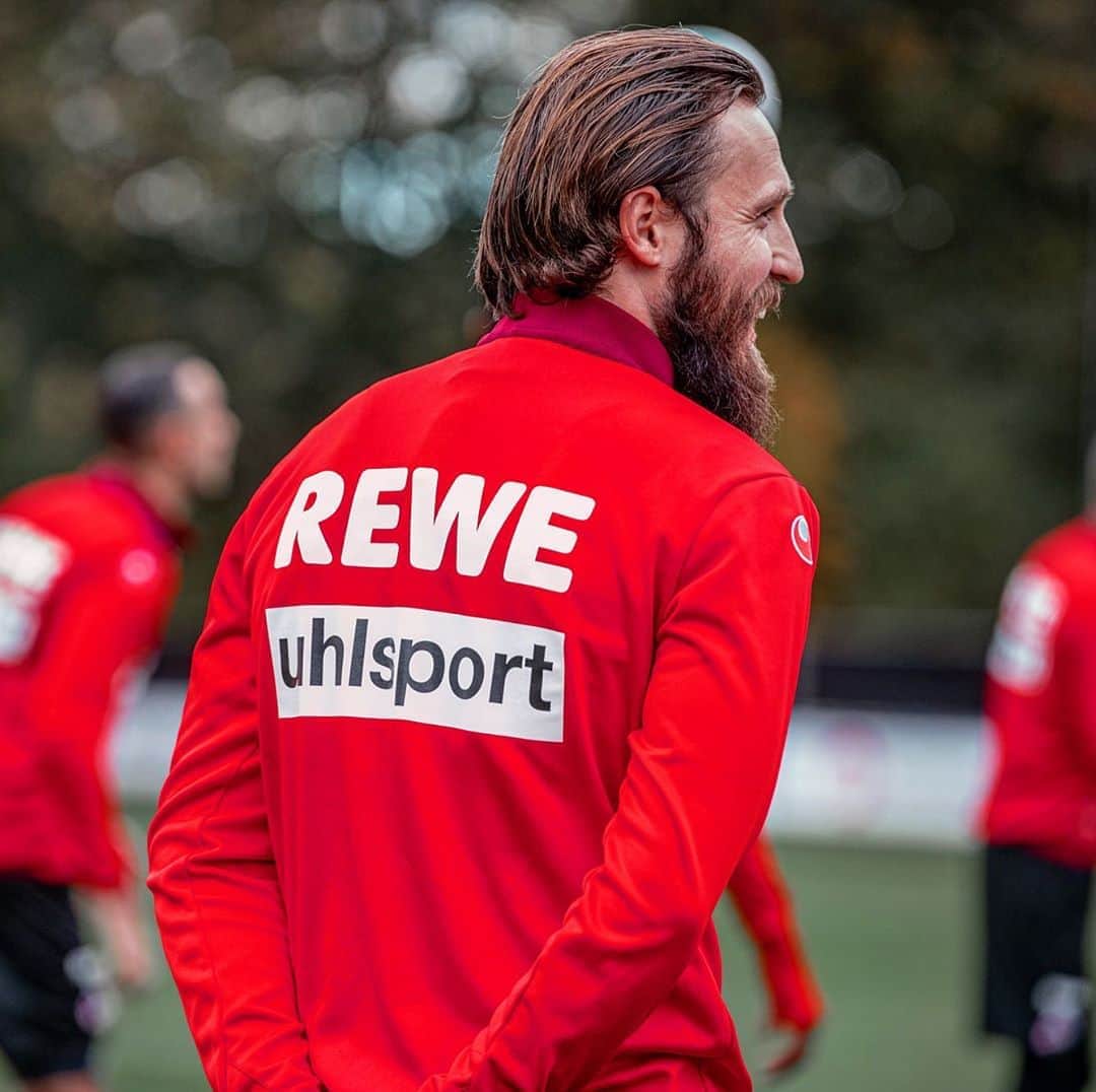 マルコ・ヘーガーのインスタグラム：「😃😃😃 @fckoeln  #training #fun #blessed #effzeh #proud #work #positivevibes #fc #köln #trainhard #mh6 #liebedeinestadt」