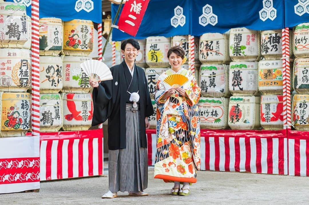 juno_jinjakonさんのインスタグラム写真 - (juno_jinjakonInstagram)「. 神社ならではの、フォトスポットもたくさんあります⛩✨ @juno_jinjakon  では、大切な記念のお写真もゆっくりお撮りいただけるよう、余裕あるスケジューリングを行なっております。 . 【JUNO神社婚相談会】﻿ 毎週月・木・土・日 11時～18時﻿ JUNO天神本店、JUNO熊本店にて神社相談会を行っております。﻿ ※予約制です﻿ ・白無垢、色打掛合わせのご案内﻿ ・プランご説明　（プラン12万円～）﻿ ・当日までの流れ﻿ ・当日神社でのサポート内容﻿ ・お食事のご案内﻿ etc... 何でもご相談下さい。﻿ △ご予約方法△﻿ @juno_jinjakon ホーム画面のURL﻿ よりお待ちしております。﻿ *﻿ -----------------------------------------﻿ 【JUNO（ジュノ）】では福岡・熊本で#神社婚  をプロデュースしています。 *﻿ ﻿ #juno神社婚#juno和婚﻿ *﻿ *﻿ ☏0120-791-259﻿ 天神本店・熊本店にて受付中﻿ *﻿ ≪福岡≫プロデュース可能な神社﻿ #護国神社﻿ #住吉神社﻿ #櫛田神社﻿ #太宰府天満宮﻿ #警固神社﻿ #香椎宮﻿ #宮地嶽神社 ﻿ 宗像大社﻿ *﻿ ≪熊本≫  プロデュース可能な神社﻿ #加藤神社﻿ #健軍神社 ﻿ #藤崎八旛宮﻿ #阿蘇神社﻿ #出水神社 *﻿ *﻿ *﻿ #福岡花嫁#熊本花嫁 #和婚#神社式 ﻿ #色打掛#和装ヘア  #福岡神社#福岡神社結婚式  #j洋髪 #プレ花嫁 #大人花嫁#和装前撮り#ウェディングフォト」11月3日 21時01分 - juno_jinjakon