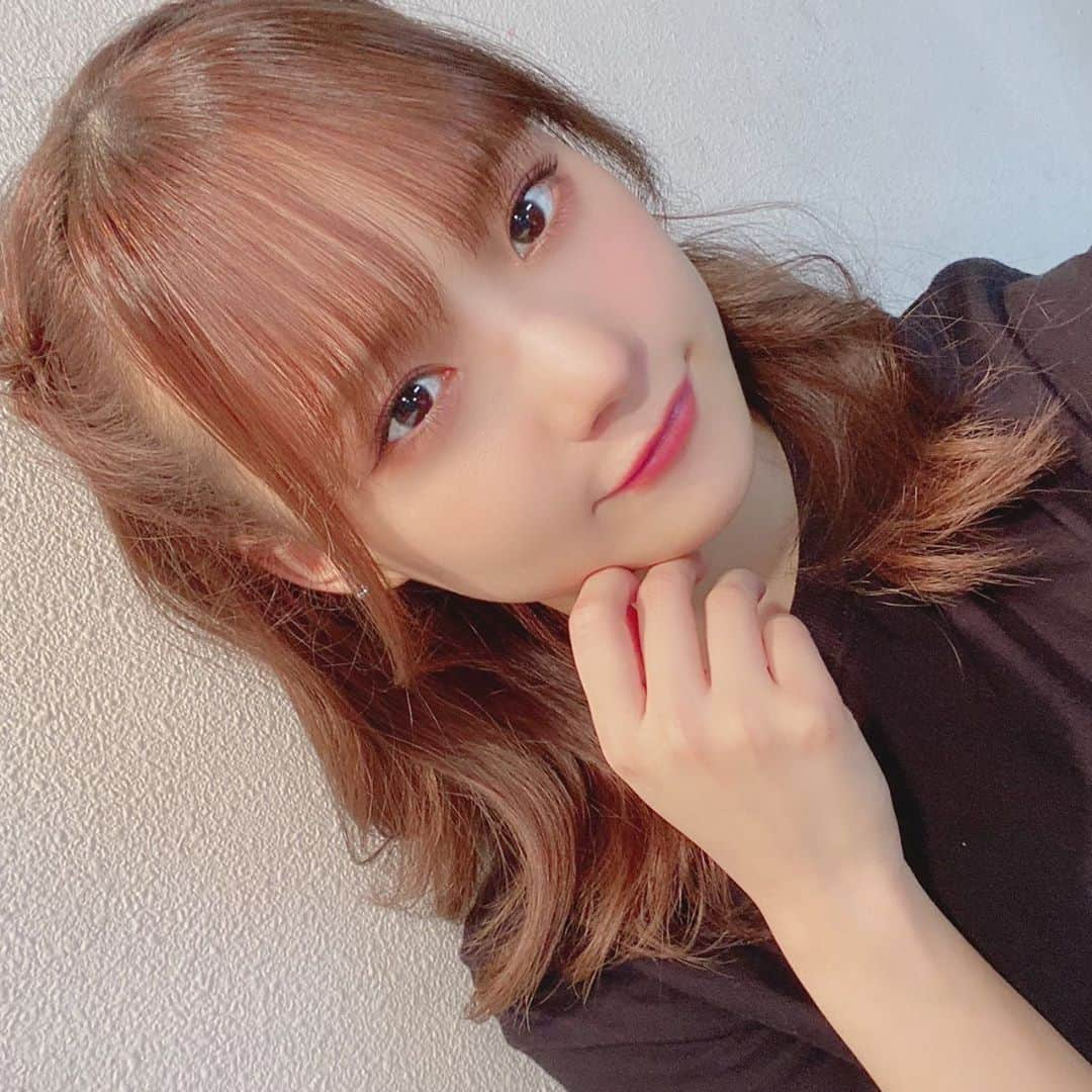 稲場愛香さんのインスタグラム写真 - (稲場愛香Instagram)「🌷﻿ ﻿ ﻿ 久しぶりのハーフツイン風くるりんぱ♪﻿ ﻿ 今日もお疲れ様でした！﻿ ﻿ ﻿ 明日もがんばりまなかん🥰﻿ ﻿ ﻿ ﻿ #juicejuice #稲場愛香 #まなかん #アイドル #idol ﻿ #ハーフツイン #くるりんぱ #ヘアアレンジ #がんばりまなかん」11月3日 21時21分 - manaka_inaba.official