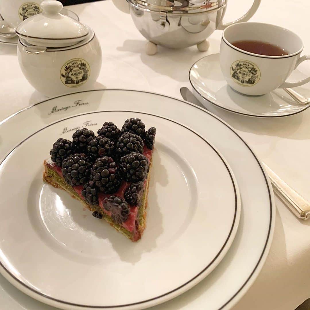 細沼紗花さんのインスタグラム写真 - (細沼紗花Instagram)「ここの紅茶とケーキは絶品、、、」11月3日 21時32分 - sayaka_hosonuma