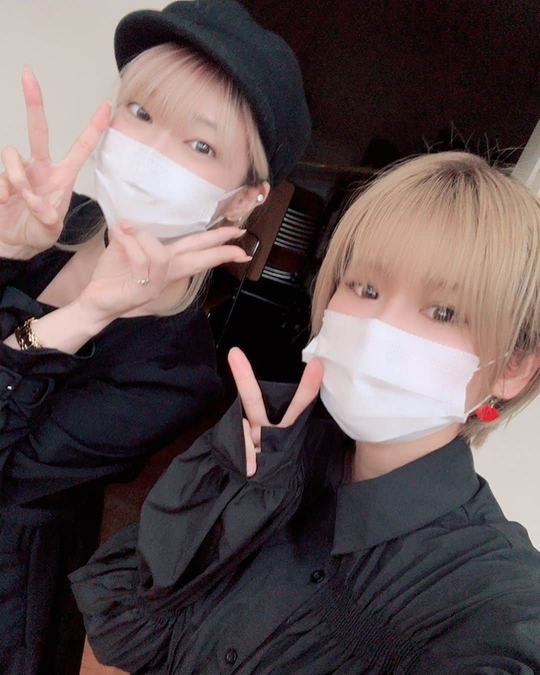 有馬綾香のインスタグラム：「昨日は舞台「おかしな転生」 顔合わせ読み合わせでした！」