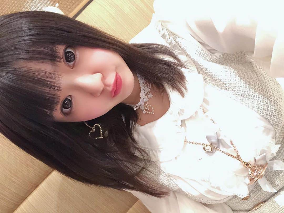 音羽莉夢のインスタグラム：「LIZ LISAが似合う可愛い女の子になりたひ(´･_･｀)  おやすみ✧*̣̩⋆̩☽⋆  #童顔ロリ巨乳 #合法ロリ #ロリコンホイホイ #撮影会モデル #音羽莉夢 #アミックエンターテインメント  #グラドル自画撮り部 #グラドル #リズリサ #lizlisa」